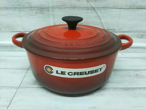 美品 LE CREUSET ル・クルーゼ 両手鍋 ココット 直径:20cm 容量:2.6L 赤 レッド 本体のみ 付属品は画像の物が全てです