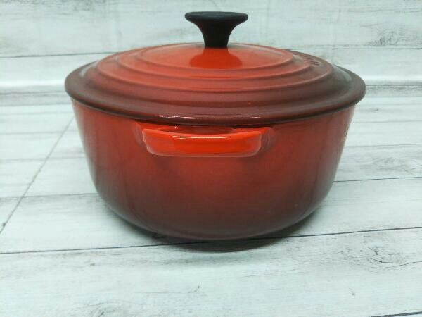 美品 LE CREUSET ル・クルーゼ 両手鍋 ココット 直径:20cm 容量:2.6L 赤 レッド 本体のみ 付属品は画像の物が全てです_画像5