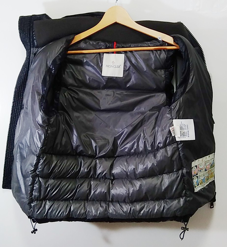 MONCLER モンクレール BARTHOLOME ダウンベスト サイズ0 MONCLER モンクレール BARTHOLOME ダウンベスト サイズ0 黒 カテゴリー