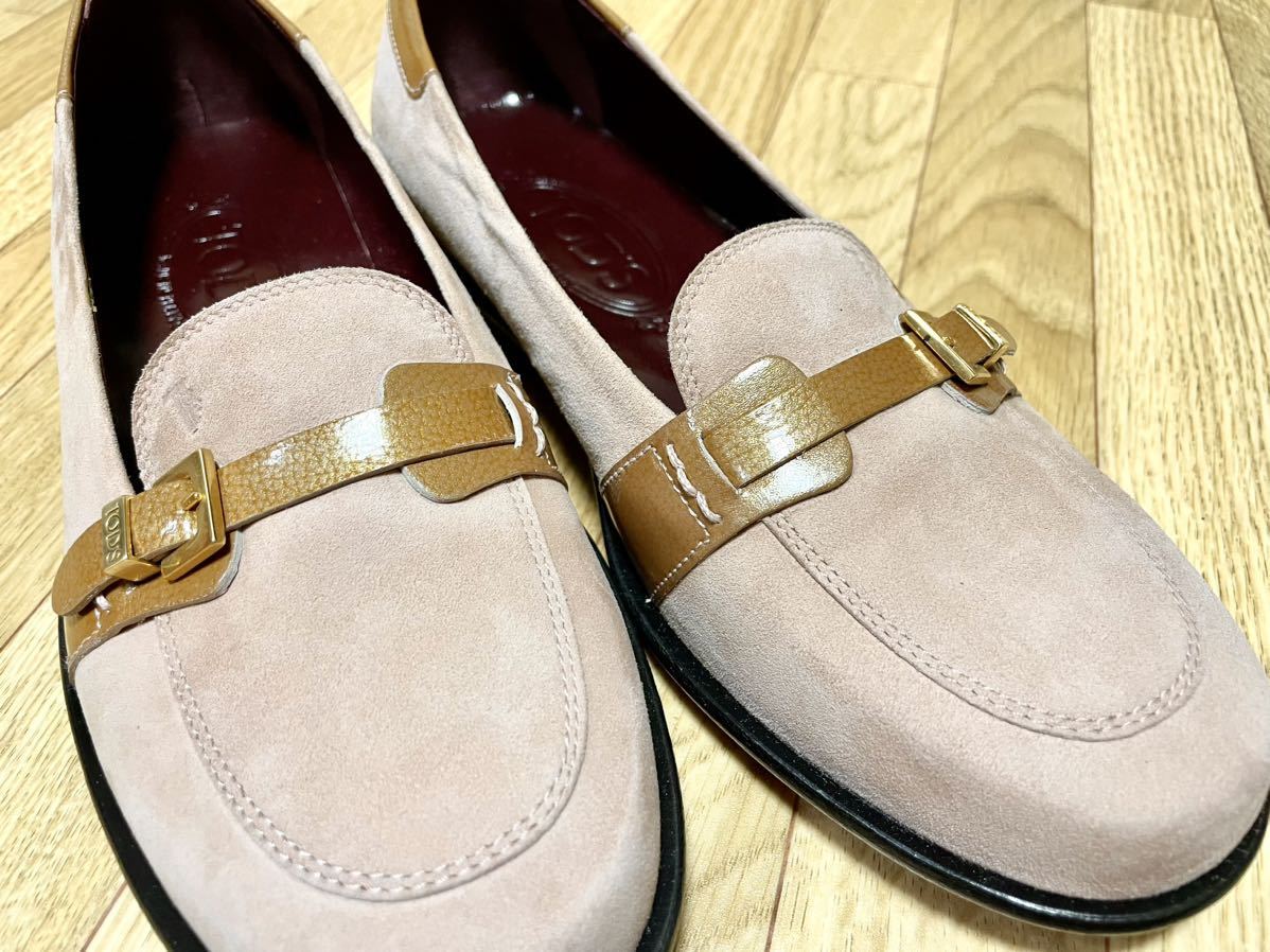 極 TOD'S トッズ ローファー ドライビングシューズ 箱付き ゴンミーニ トップ TOD'S トッズ スウェード ローファー ドライビングシューズ 【美品】 ローファー/革靴