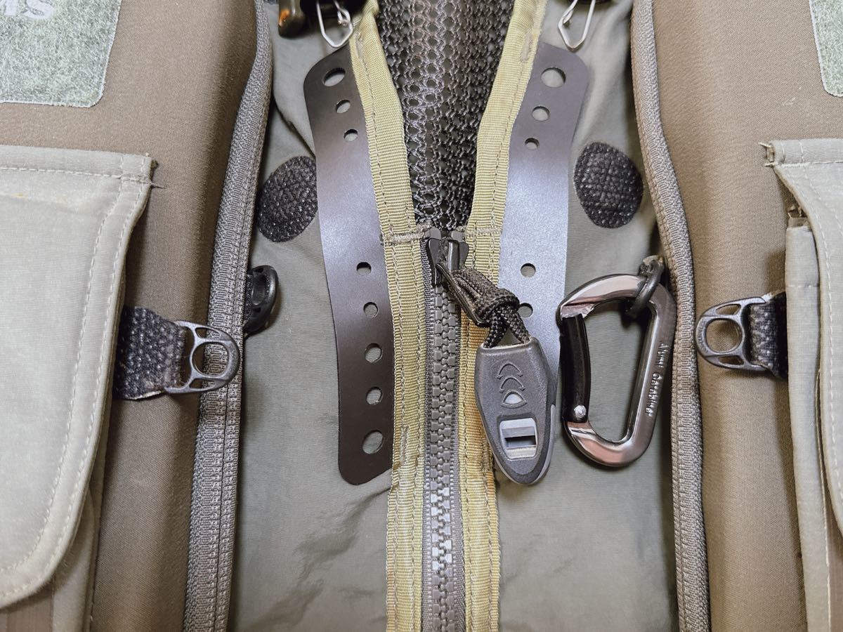 SIMMS シムス バーチカル マスター ベスト ロデン US-M フライ SIMMS シムス バーチカル マスター ベスト ロデン US-M フライ