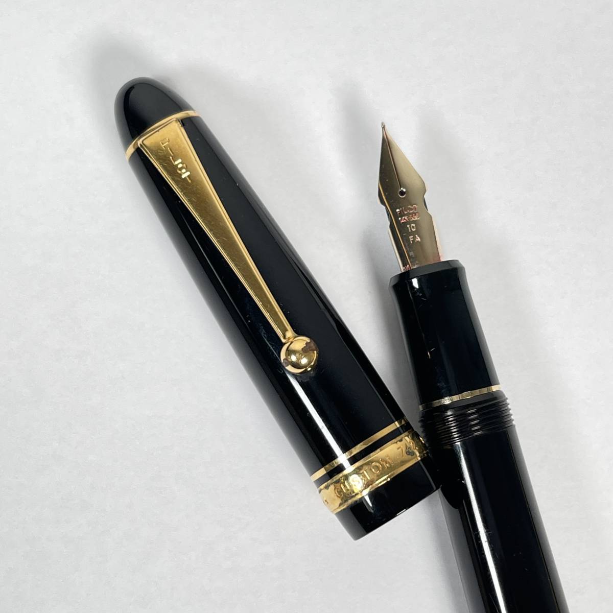 PILOT CUSTOM 742 14K 585 FA ブラック×ゴールド 筆記可 コンバーター