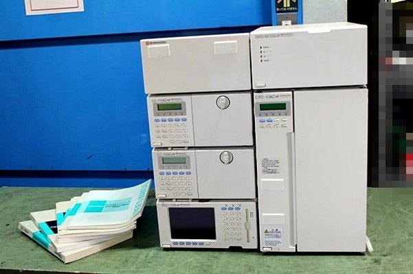 SHIMADZU/島津製作所 液体クロマトグラフ 液クロ LC-10ADvp×2台 SHIMADZU/島津製作所 液体クロマトグラフ 液クロ LC-10ADvp×2台