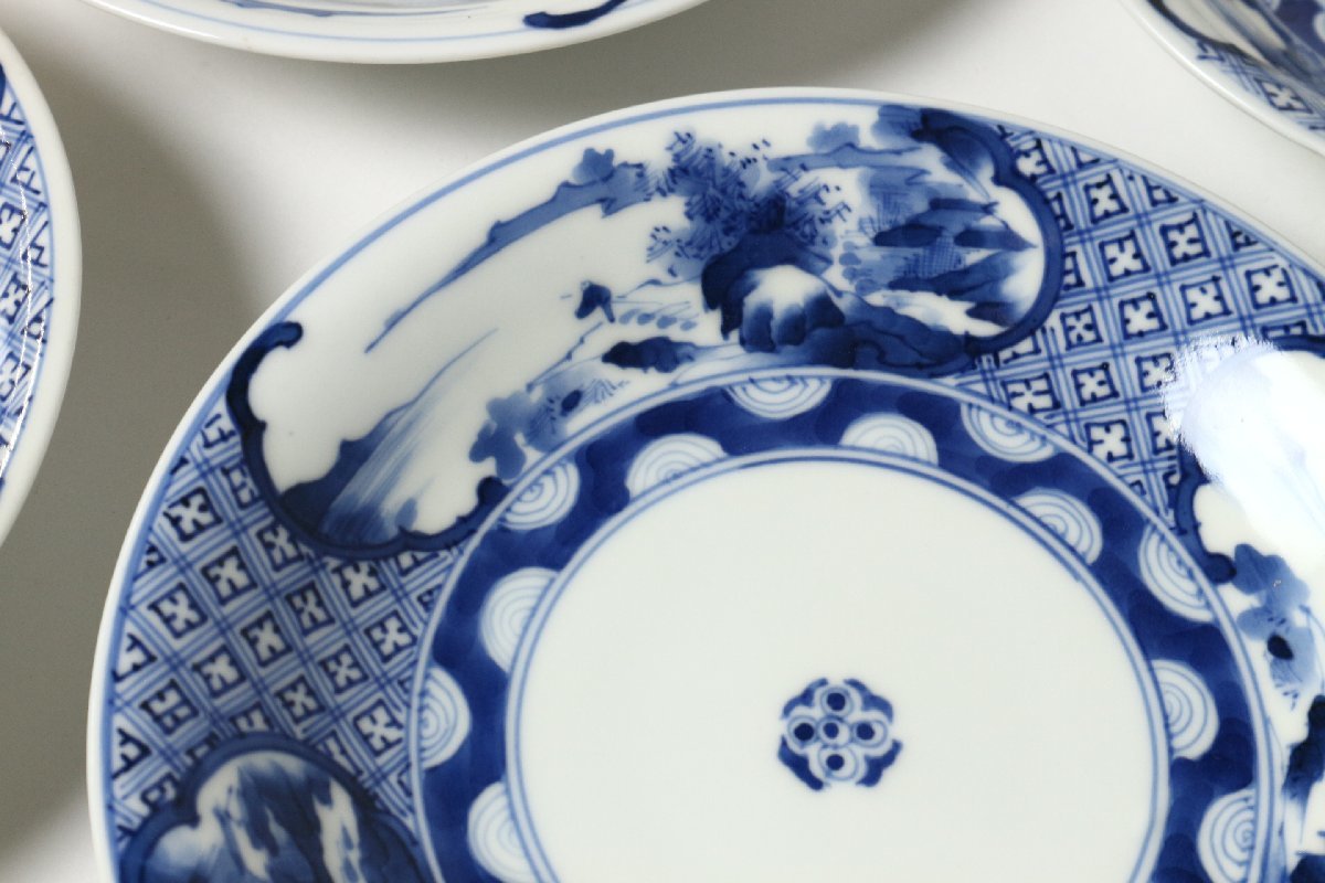 ヤフオク! - 古伊万里 染付 山水風景図 中皿 十七客 木箱 / 銘々皿...