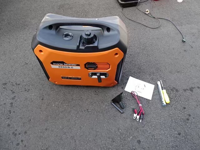 売り切り未使用 説明動画付 インバーター発電機 エンジン ジェネレーター 1800VA 50HZ 60HZ 100V 8.3A 低騒音 4サイクル 災害 キャンプ停電
