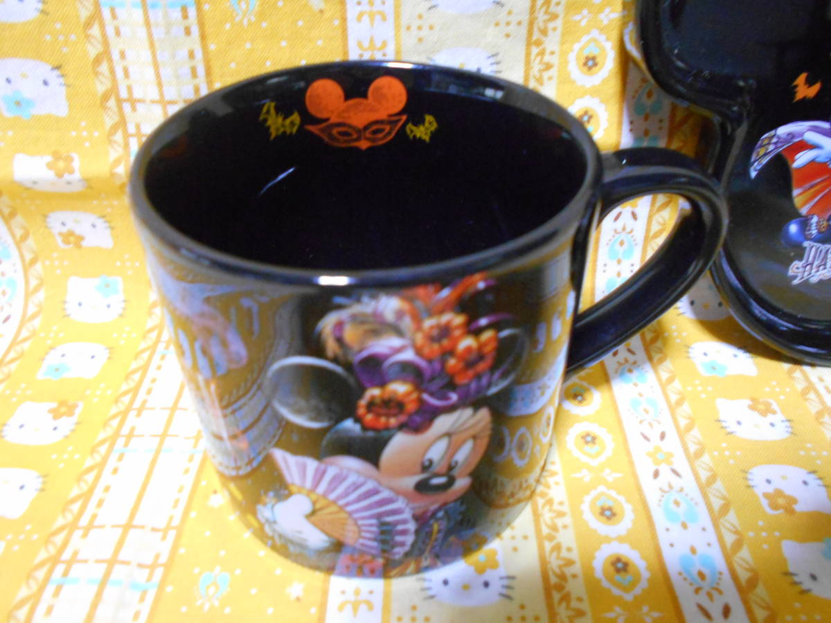 ♪ディズニー美品東京ディズニーシーハロウィン2009陶器製カップ＆ミッキーマウス型プレートセットミニーマウス_画像3