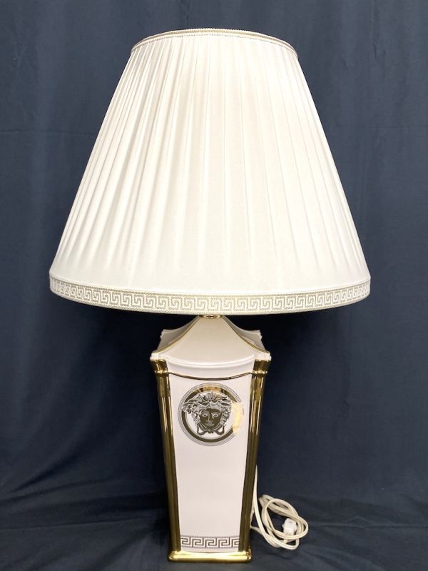 Yahoo!オークション - 【A457】希少品 イタリア製 VERSACE Yahoo!オークション - 【A457】希少品 イタリア製 VERSACE