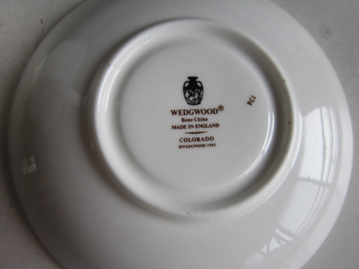 ★WEDGWOOD ウエッジウッド 上品な ティーカップ＆ソーサー２客セット ★_画像10