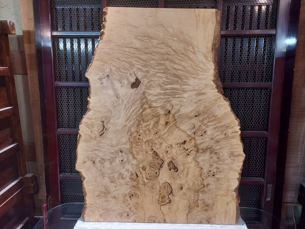 K04-0928　銘木 天然木板 欅 無垢瘤杢 98cm×79cm×3cm 美品_表面