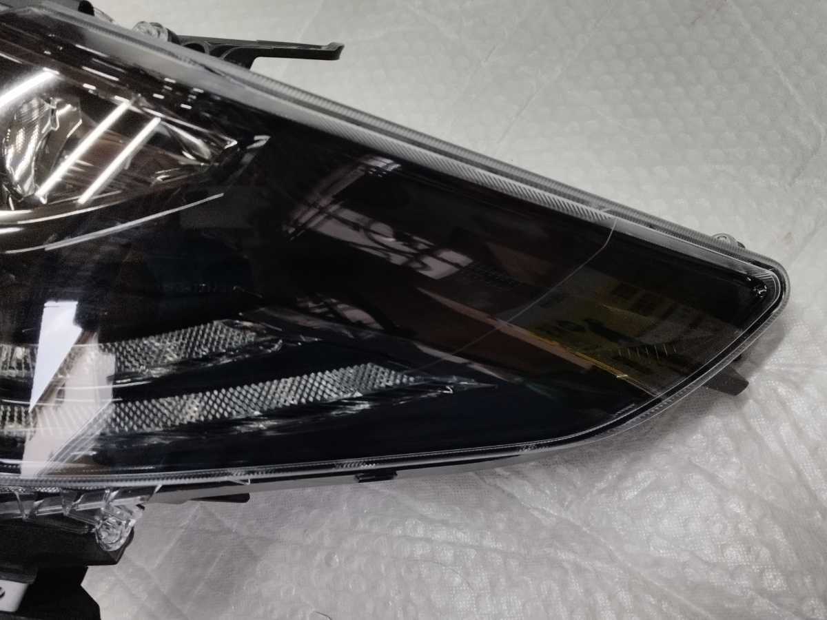 美品 TOYOTA アルファード 30系 後期 3眼 シーケンシャル LED ヘッド