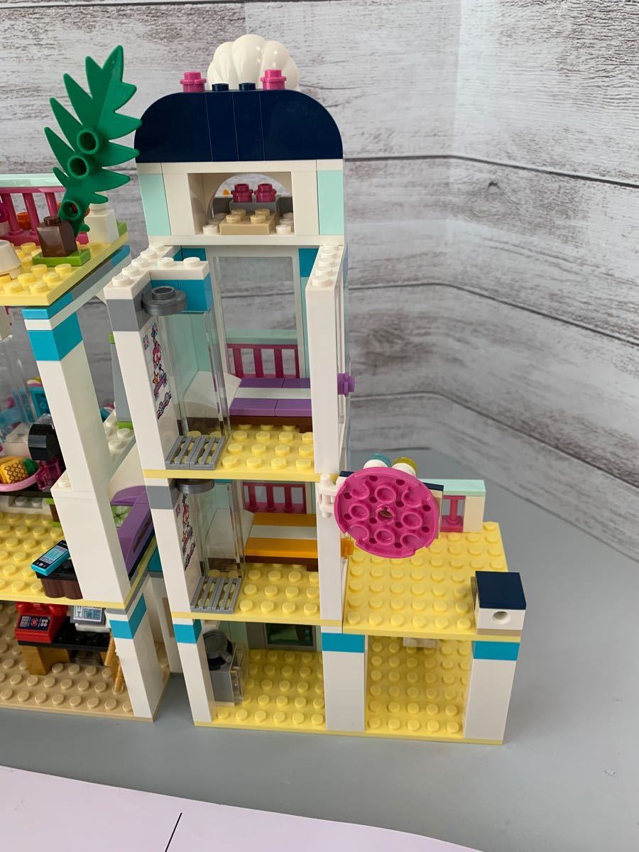LEGO(レゴブロック) フレンズ 41347 ハートレイクシティ リゾート【02】ミニフィグ