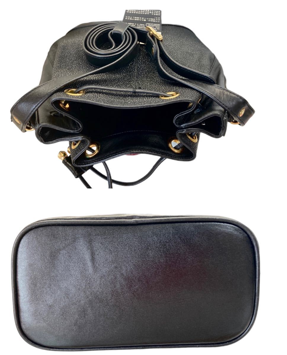 新品・未使用】River スティングレイ 巾着ショルダーバッグ 新品・未使用】River スティングレイ 巾着ショルダーバッグ