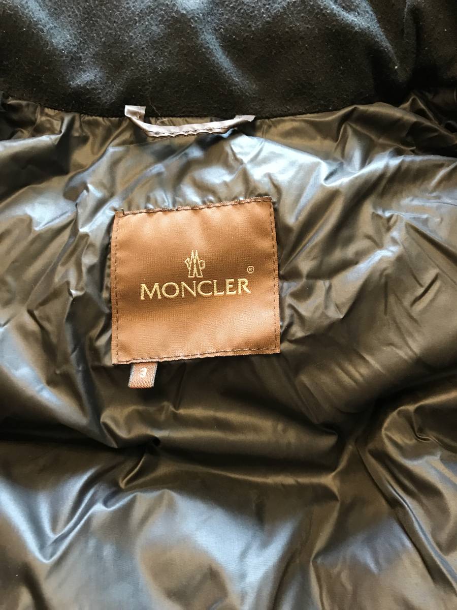 【美品】 MONCLER モンクレール ダウンジャケット サイズ3 ブラウン_画像2