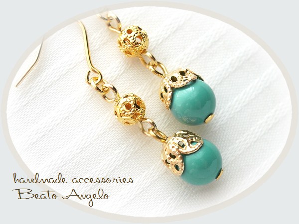 ◆◆+angelo+スワロフスキー パールと透かし玉のピアス(p-078)ジェイド G 6mm ブルーグリーン シンプル チタン 樹脂 イヤリング