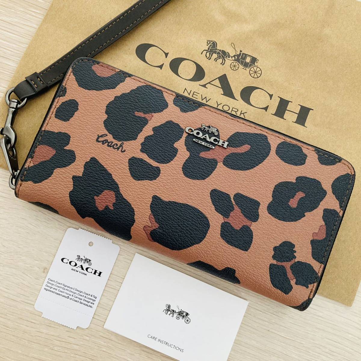 COACH コーチ CC865 長財布 リストレット アコーディオン ラウンド
