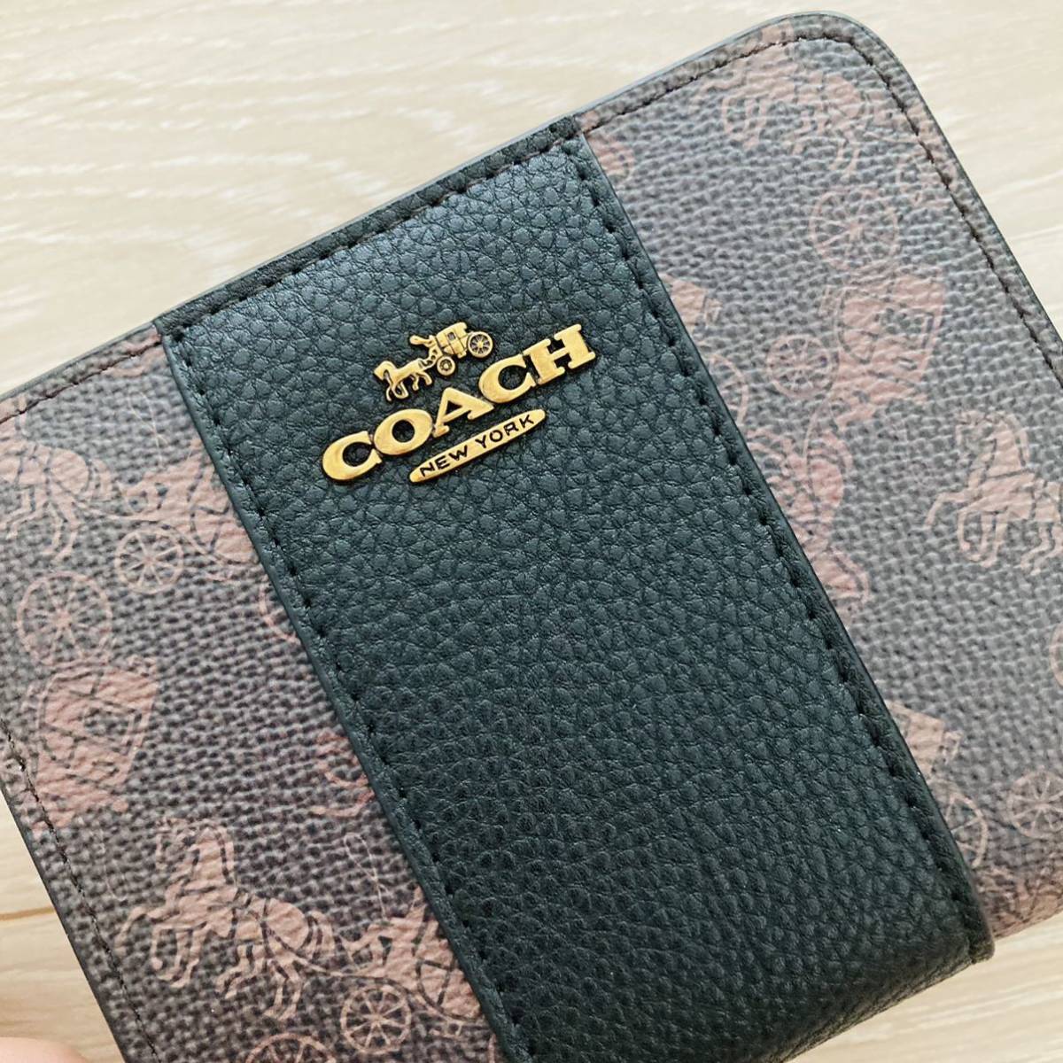 ★ COACH コーチ　CE202 二つ折り財布　スモールウォレット　ビルフォールドウォレット　ウィズホースアンドキャリッジプリント　馬車　★B