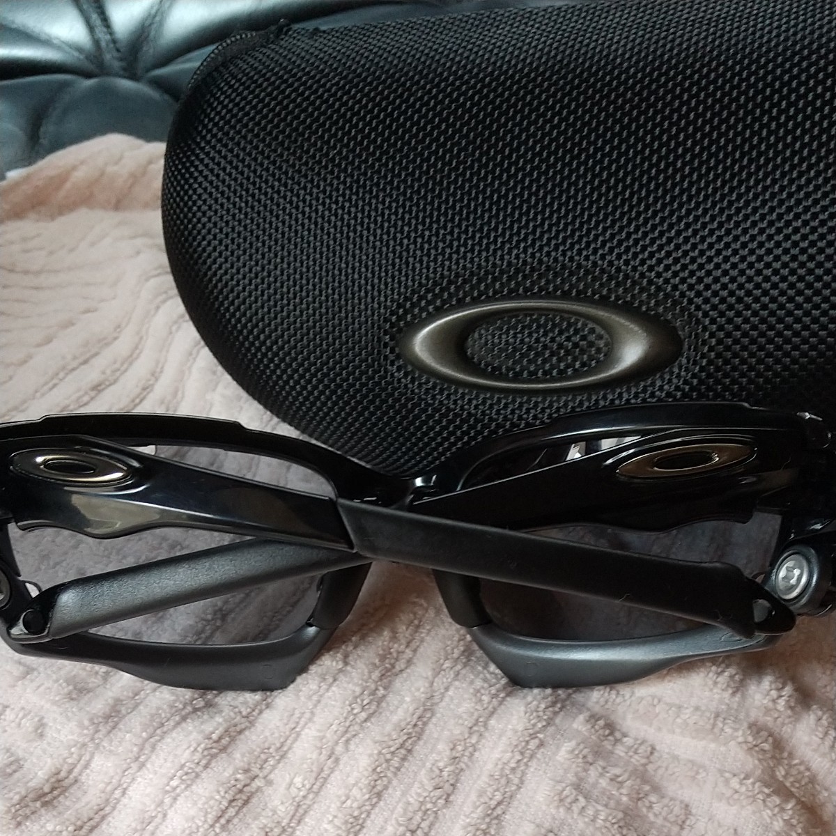 OAKLEY オークリー レーシングジャケット RACING JACKET ミラーレンズ ケース付属 - transfingh.com OAKLEY オークリー レーシングジャケット RACING JACKET ミラーレンズ ケース付属 - transfingh.com