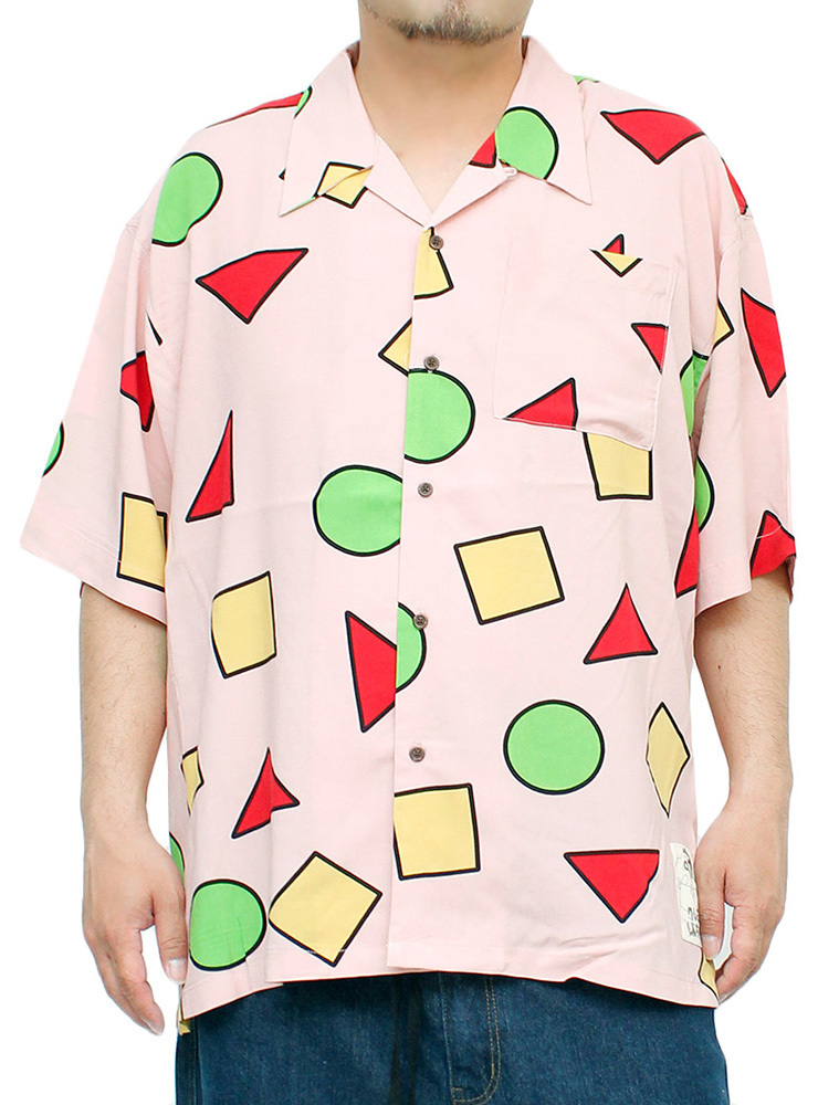 【新品】 4L ピンク クレヨンしんちゃん アロハシャツ メンズ 大きいサイズ 総柄 プリント ポケット 半袖シャツ_画像1