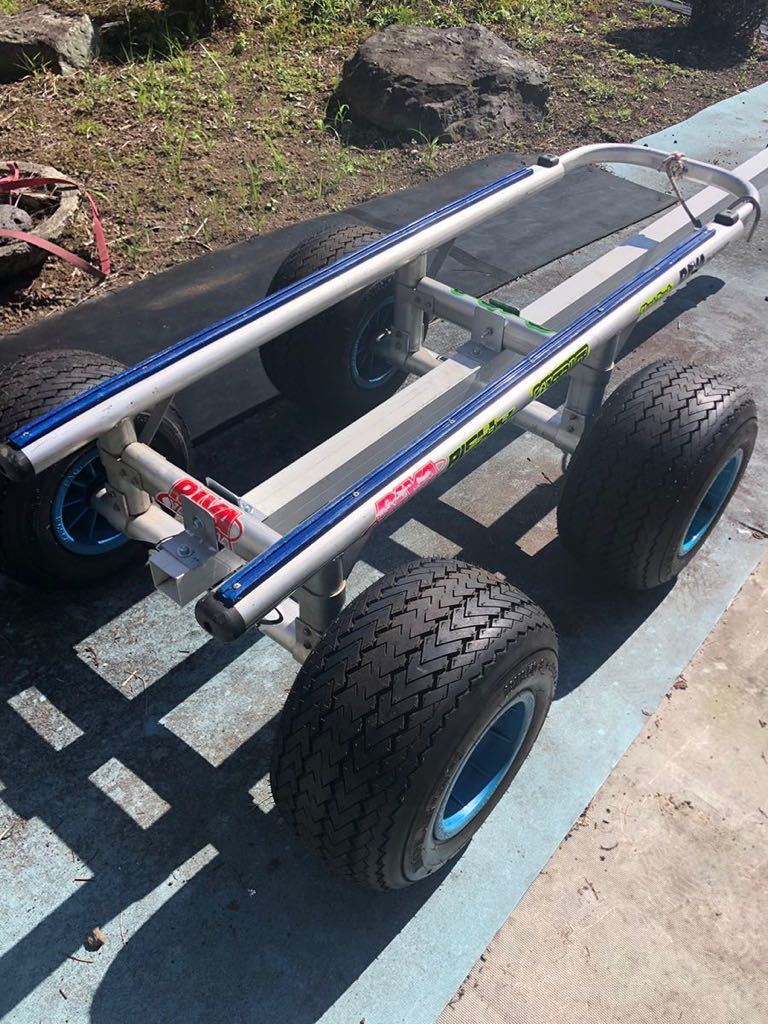 ☆いいですよ!ジェットスキー ランチャー ファクトリーゼロ タイヤ