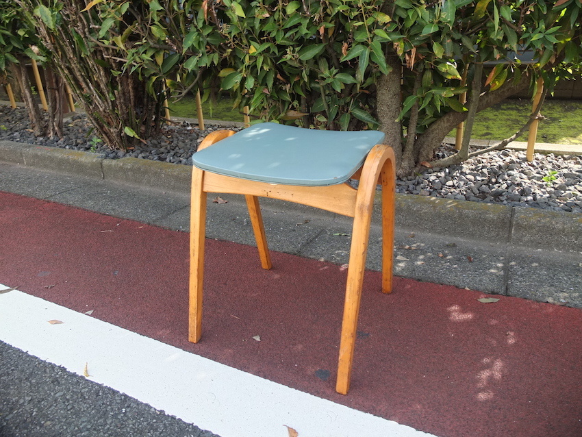 【特価】 秋田木工 コレクション 昭和レトロ 椅子 インテリア 家具 AKIMOKU チェア ヴィンテージ スタッキングスツール 剣持勇デザイン 名作 スツール 【特価】 秋田木工 コレクション 昭和レトロ 椅子 インテリア 家具 AKIMOKU チェア ヴィンテージ スタッキングスツール 剣持勇デザイン 名作 スツール
