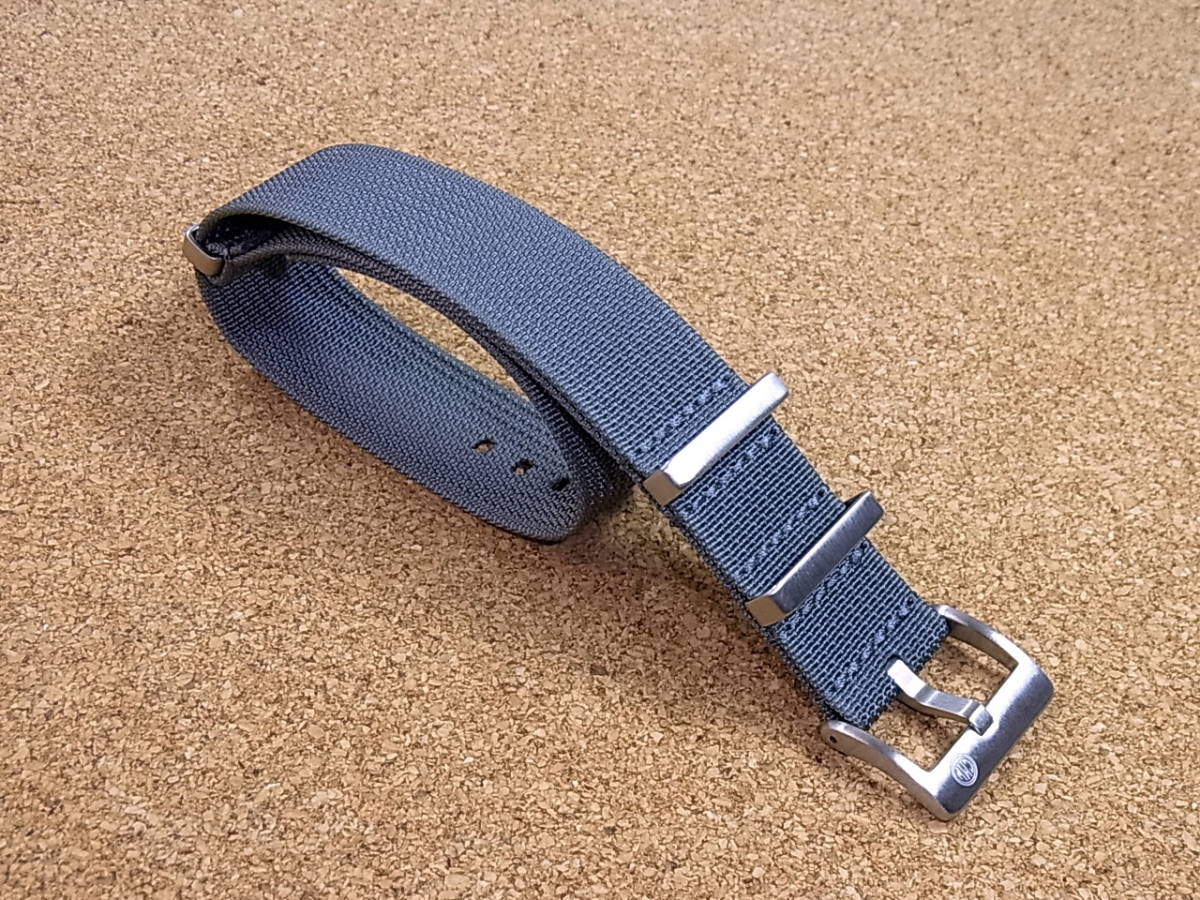 @NEW TOUGH RIBBED FABRIC STRAP 22MM|GERMAN-GRAY NATO-TYPE STRAP * cat pohs shipping . all country anywhere free shipping!