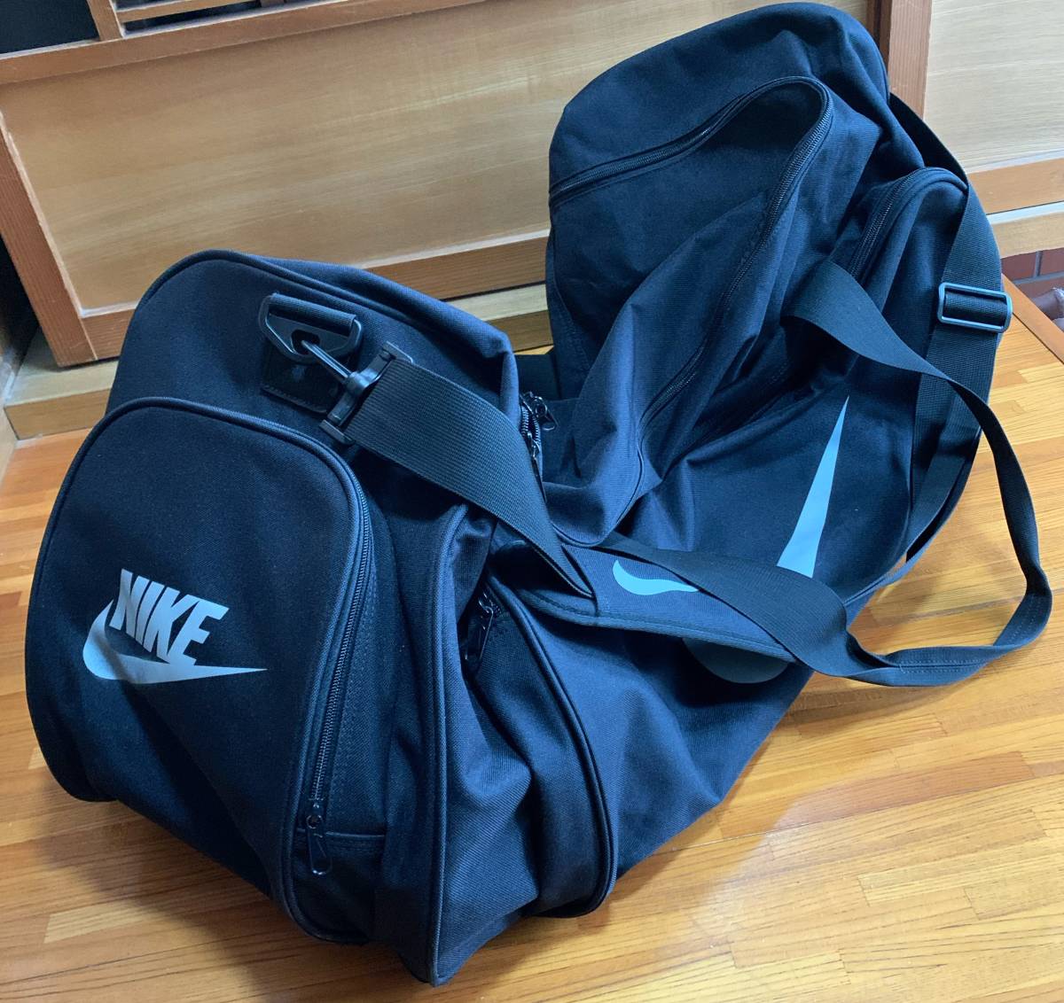 NIKE ドラム型バック NIKE スポーツバッグ ドラム型