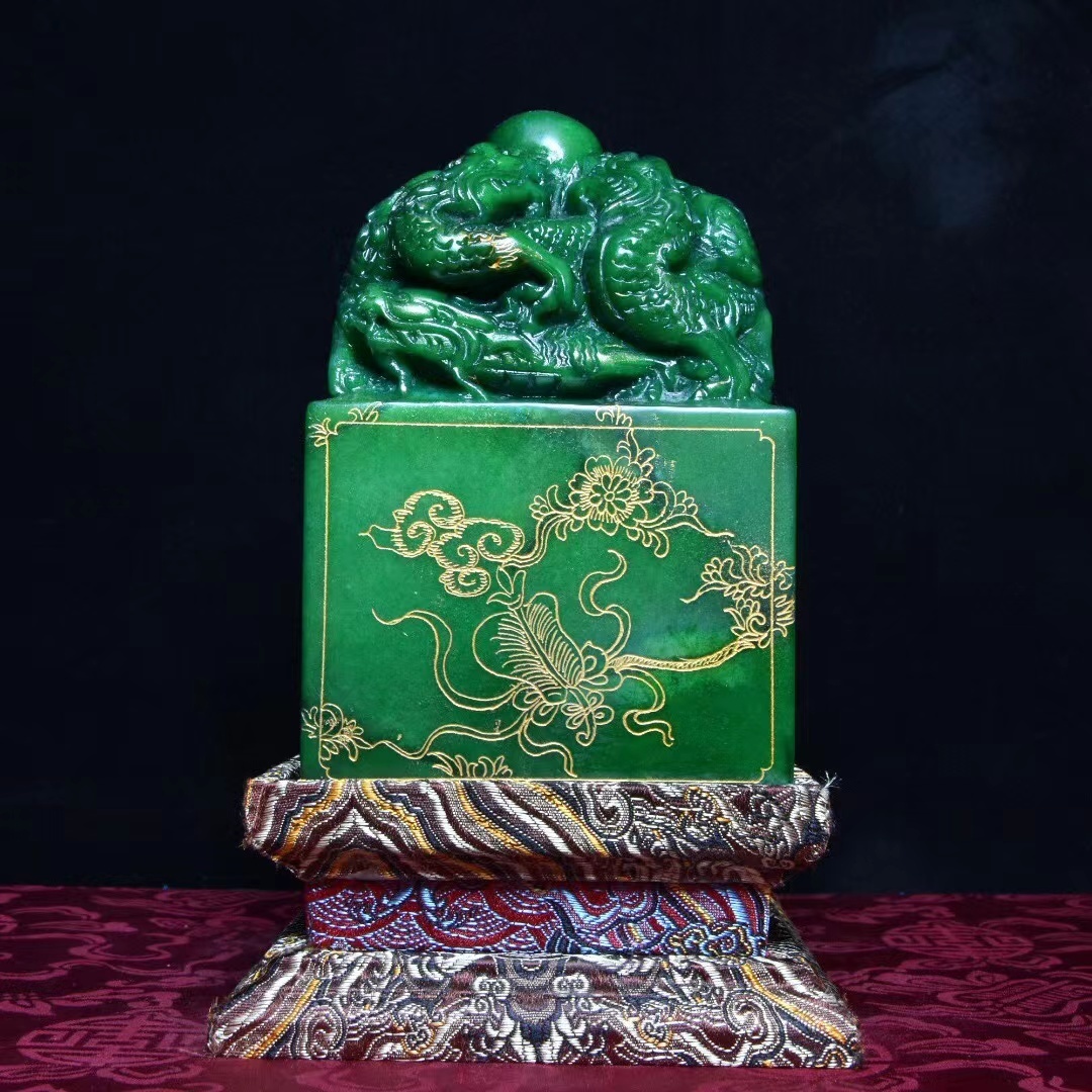 清・古寿山石・綠田黄石彫・「之謙作」・龍玉璽印章』極細工 清・古寿山石・綠田黄石彫・「之謙作」・龍玉璽印章』極細工