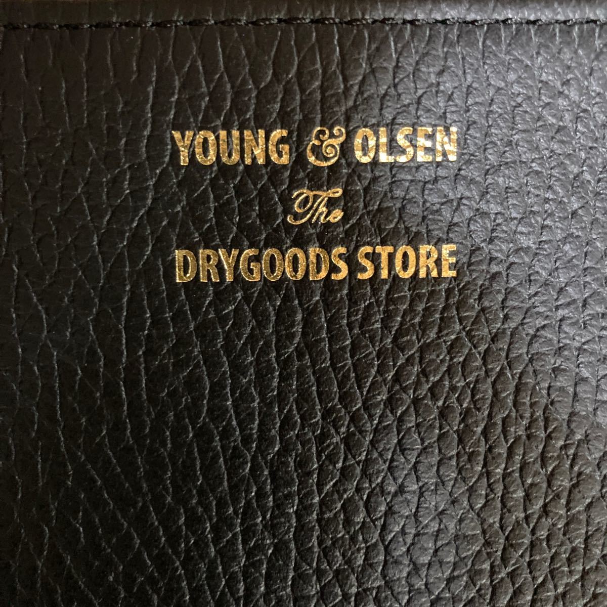 YOUNG&OLSEN/ヤングアンドオルセン】別注ストラップ付き2WAY YOUNG&OLSEN/ヤングアンドオルセン】別注ストラップ付き2WAY