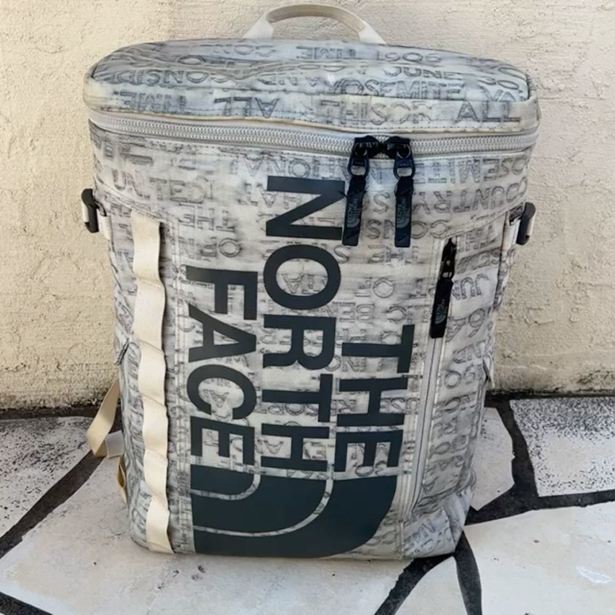 THE NORTH FACE ノースフェイス ヒューズボックス 30L大容量 THE NORTH FACE ノースフェイス ヒューズボックス 30L大容量