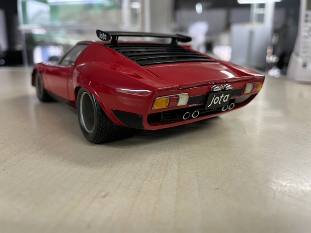 1/18 カウンタック イオタ 2台セット アクリルケース付き 京商 1/18 カウンタック イオタ 2台セット アクリルケース付き 京商