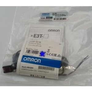 新品 OMRON/オムロン 　E3T-FD11M　アンプ内蔵形光電センサ　【６ヶ月保証】2348
