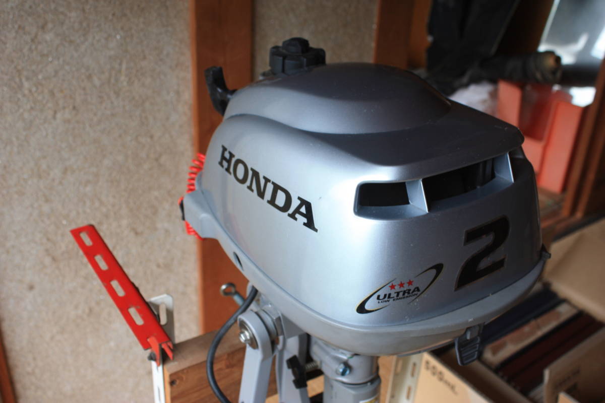 HONDA 4サイクル小型船舶用エンジン 2PS BZBF 2015年製造