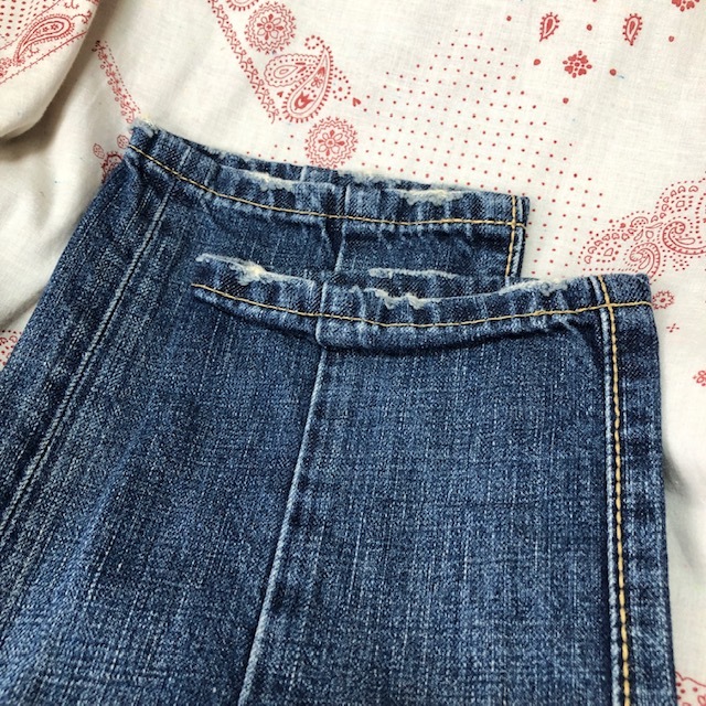 00s Levis シーム入りテーパードスリムデニムパンツ 28 00s Levis シーム入りテーパードスリムデニムパンツ 28