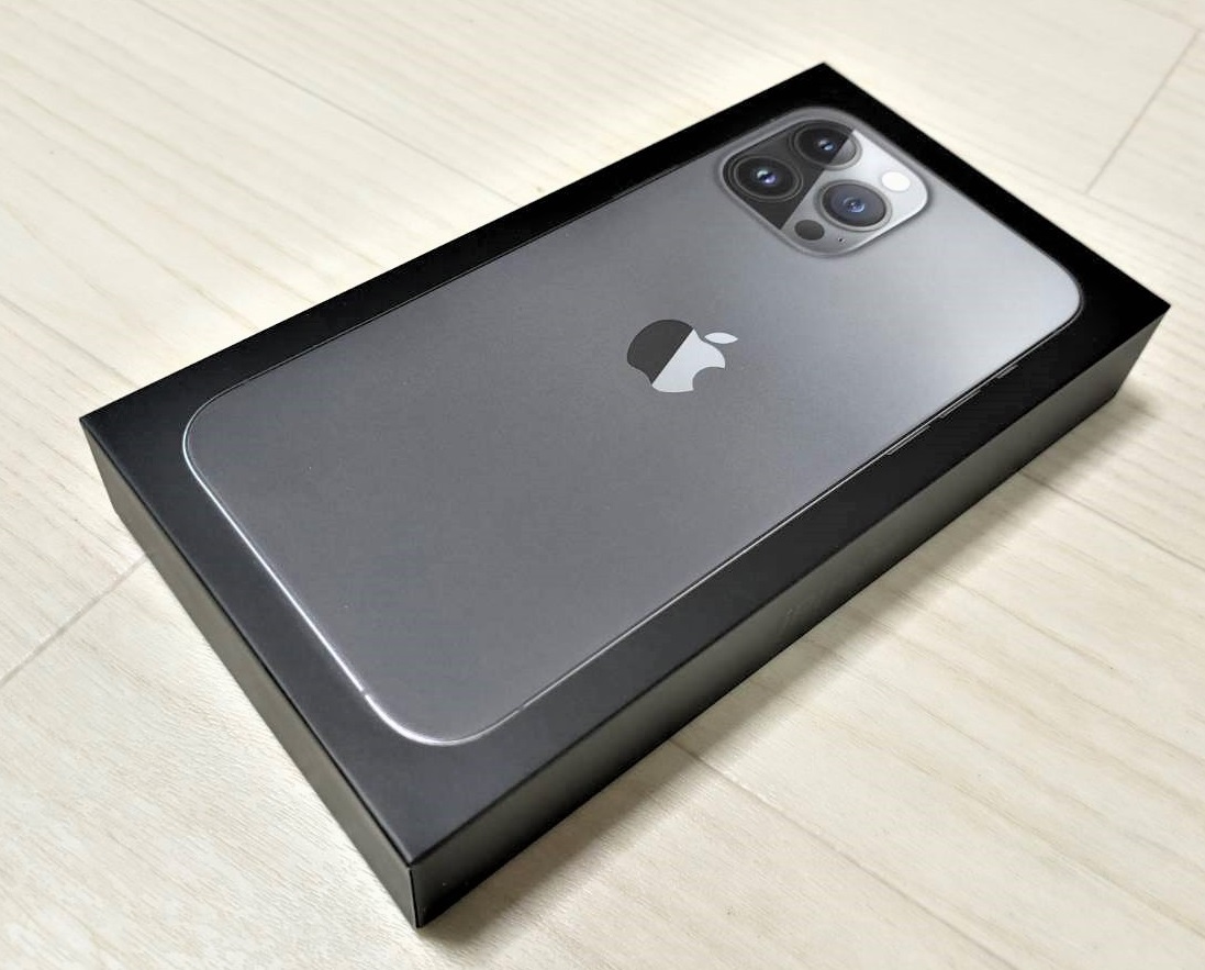 新品 未開封 iPhone13 Pro Max 1TB グラファイトApple アイフォン プロ マックス カメラ SIMフリー Apple Store アップルストア　国内購入2