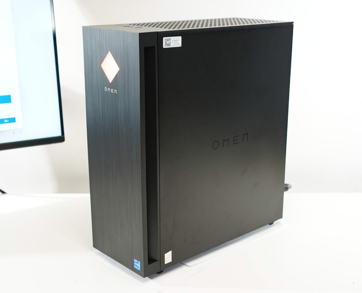 HP OMEN 25L(Core i7 12700F + RTX 3060 Ti) 【ゲーミングPC HP OMEN 25L(Core i7 12700F + RTX 3060 Ti) 【ゲーミングPC