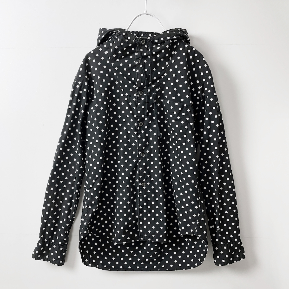 BLACK COMME des GARCONS フード 付き ドット 柄 長袖 シャツ BLACK COMME des GARCONS フード 付き ドット 柄 長袖 シャツ