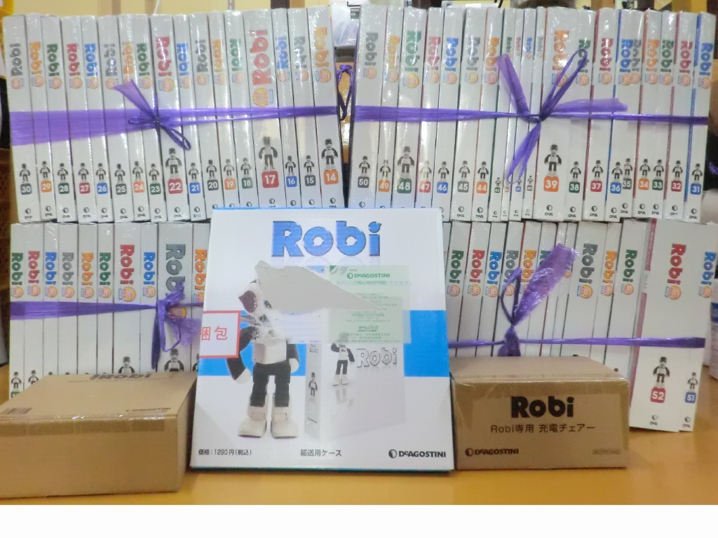 A2227 デアゴスティーニ Robi ロビ 再刊行版 1~70号 バインダー 充電