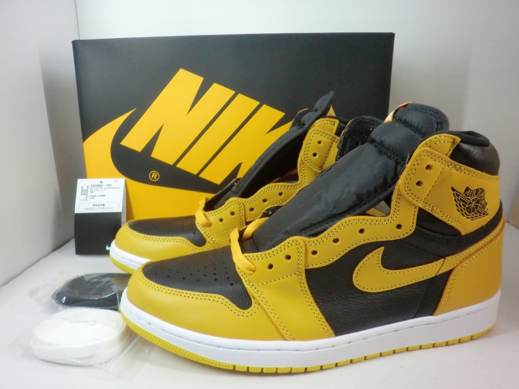 A2262 NIKE AIR JORDAN 1 RETRO HIGH OG 555088 701 POLLEN 29cm