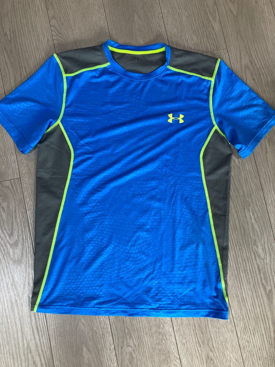 アンダーアーマー　UNDER ARMOUR  Tシャツ2枚＆短パンセット　サイズMD 各種スポーツやトレーニングに