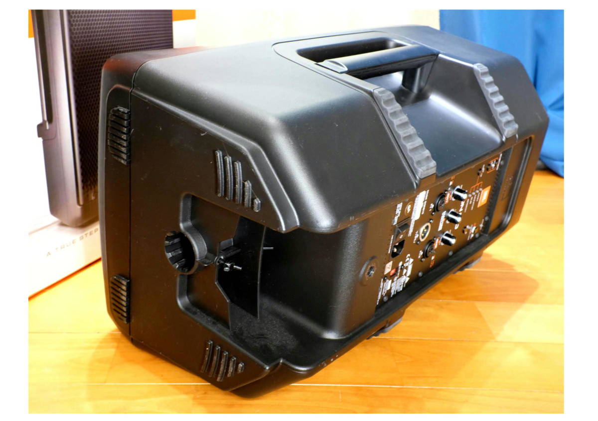 JBL EON610 パワードスピーカー 、完動品 美品。スタジャンつき。 JBL EON610 パワードスピーカー 、完動品 美品。スタジャンつき。