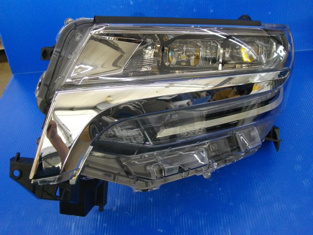 D【】トヨタ 30系 アルファード 後期 純正 2眼 LED ヘッドライト 左側