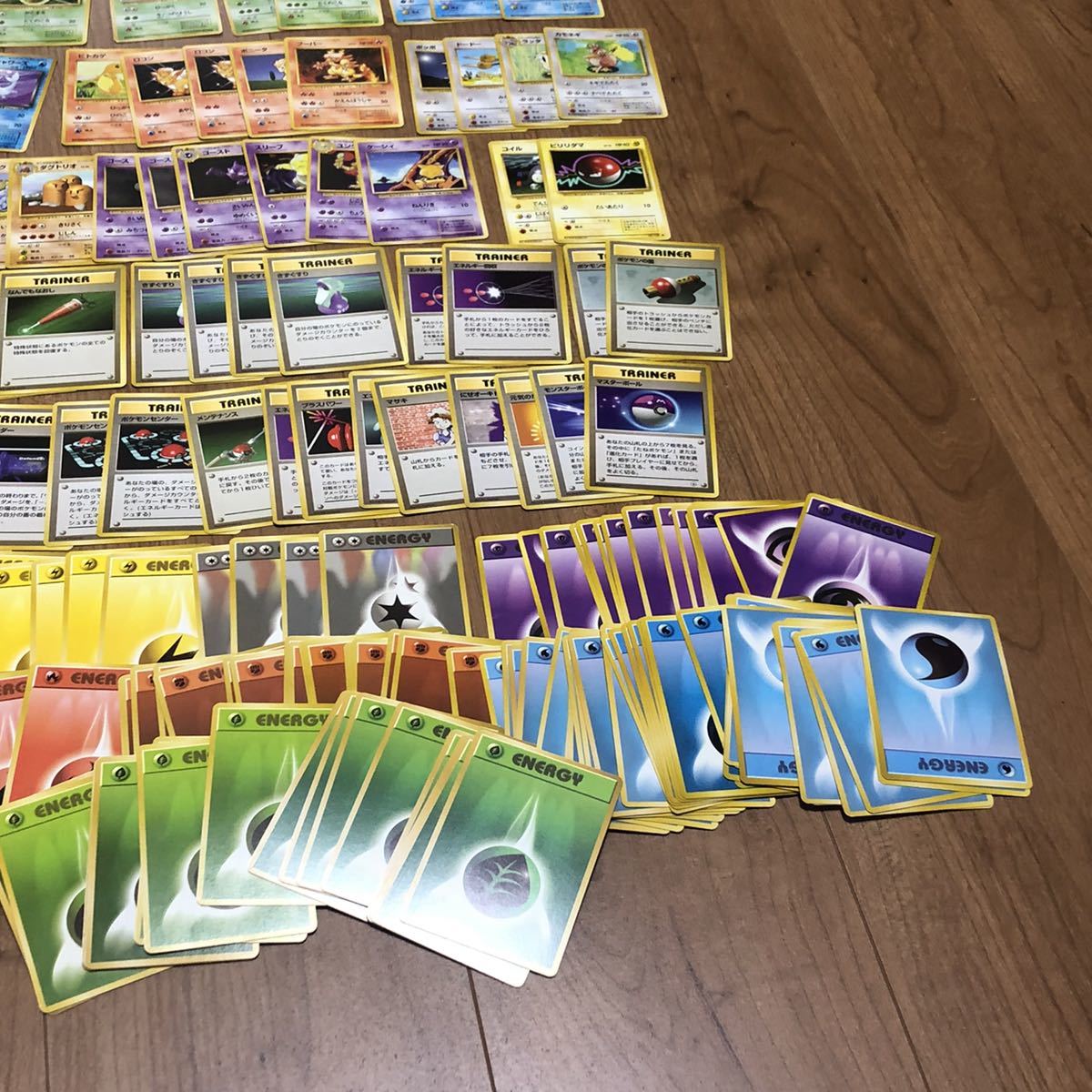 ポケモンカード 旧裏 旧裏面 スターターデッキ 空箱 2つあり ポケモンカード 旧裏 旧裏面 スターターデッキ 空箱 2つあり