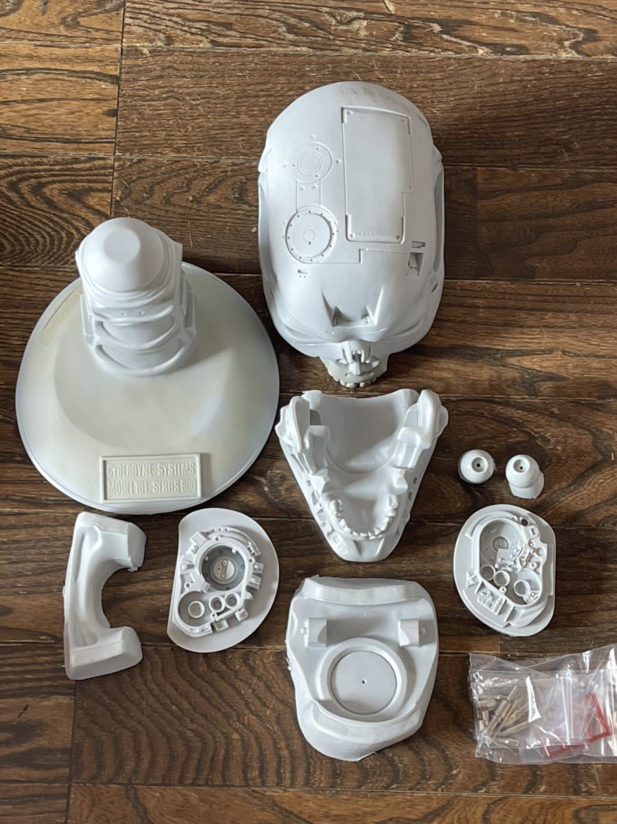 M1号】 1/1 ターミネーター エンドスケルトン プロップ ソフビキット