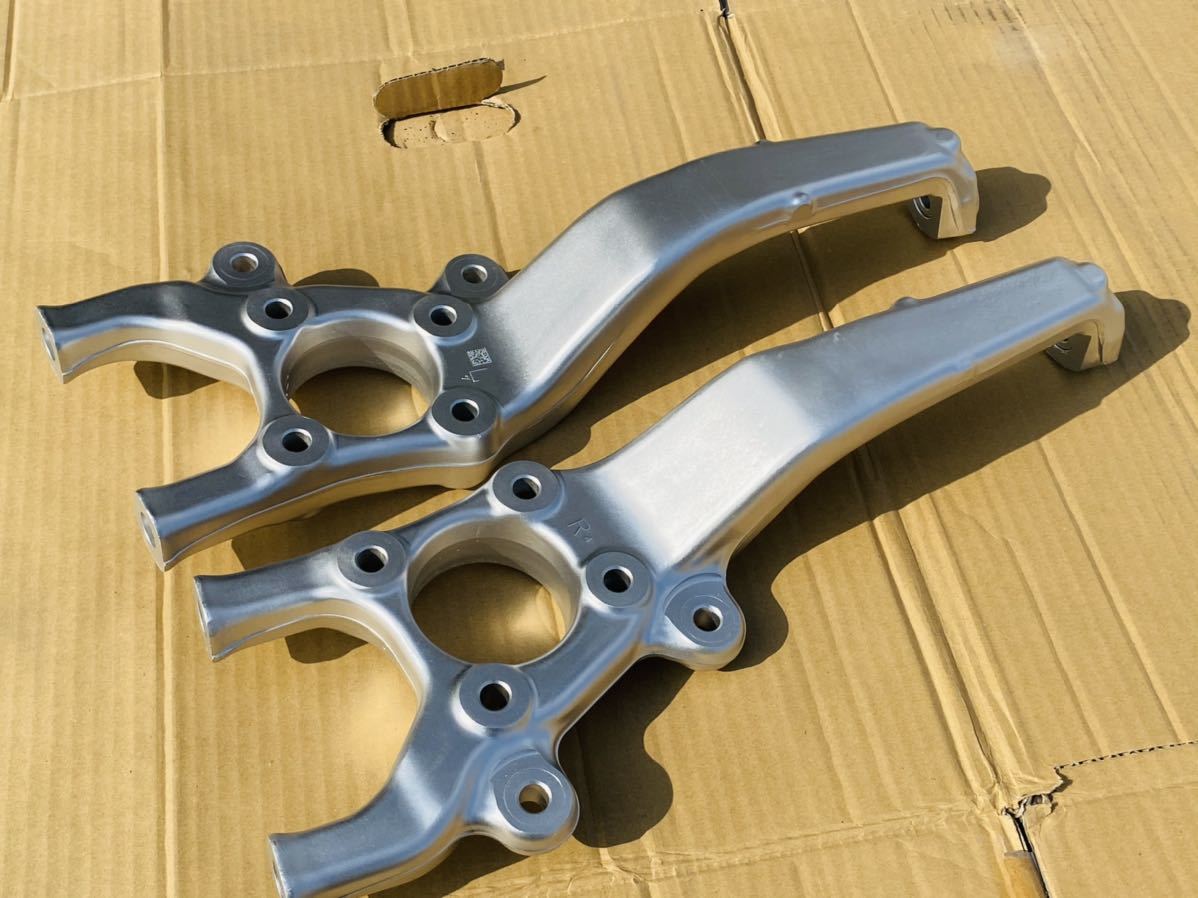 30mm キャンバー-4度仕様 ワンオフ ショートナックル クラウン