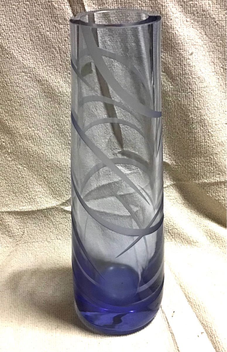 花瓶　ガラス