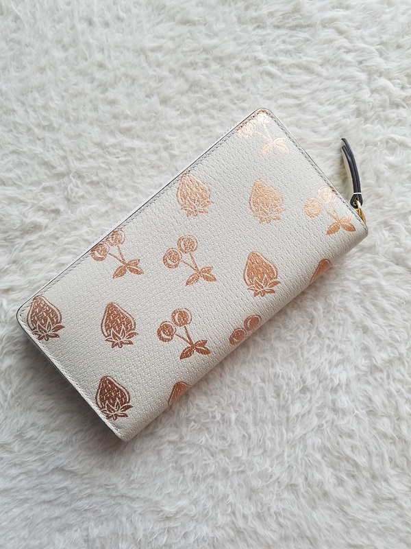 新品 GUCCI グッチ GGマーモント ベリー ジップ アラウンド 長財布