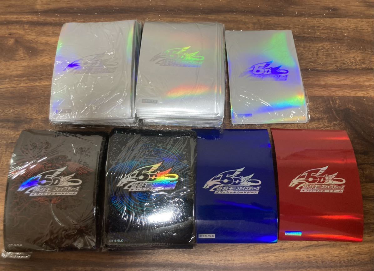 遊戯王「スリーブ」1000枚以上!【初期〜5D's〜ゼアル》ロゴ 遊戯王「スリーブ」1000枚以上!【初期〜5D's〜ゼアル》ロゴ