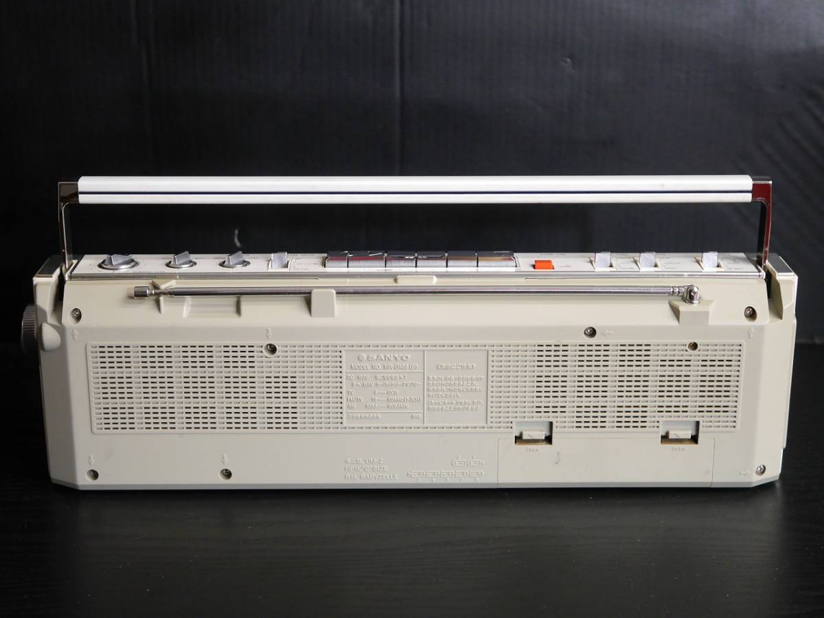 昭和レトロ SANYO MR-U4SS (S)シルバー 白 おしゃれなテレコ TV 昭和レトロ SANYO MR-U4SS (S)シルバー 白 おしゃれなテレコ TV