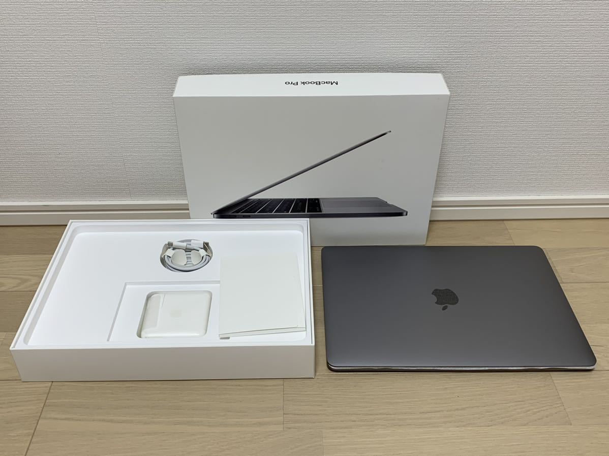 美品】MacBook Pro (13.3inch, 2016) MLL42J/A Corei5/8GB/256GB SSD