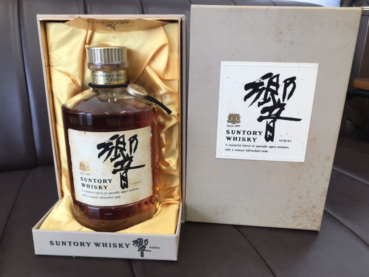 サントリーウイスキー響 SUNTORY 1899 金キャップ 裏金ラベル 750ミリ